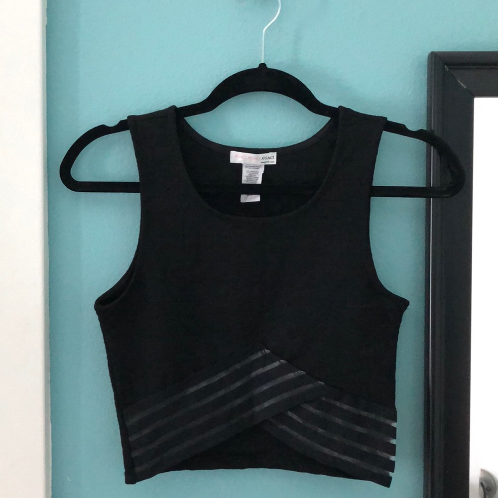Black crop top